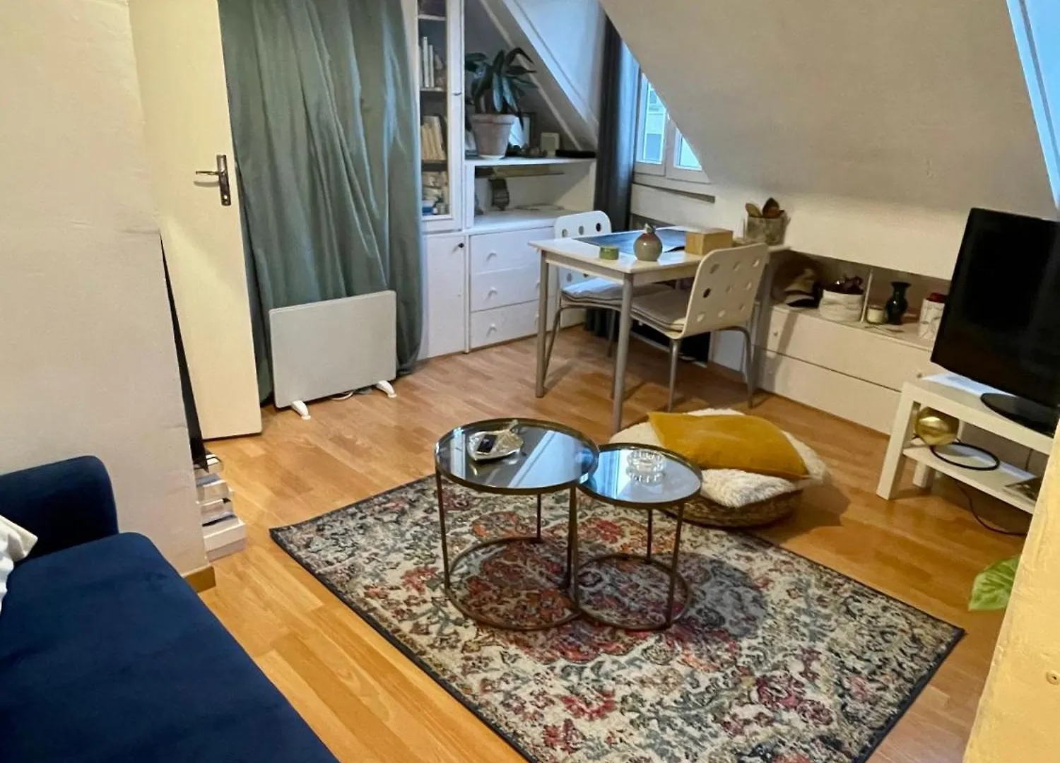Studio Parisien Apartment Paris