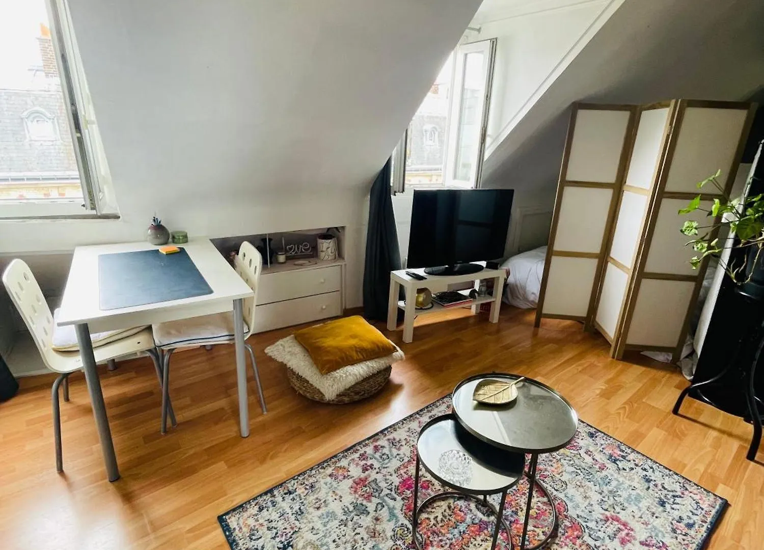 Studio Parisien Apartment Paris